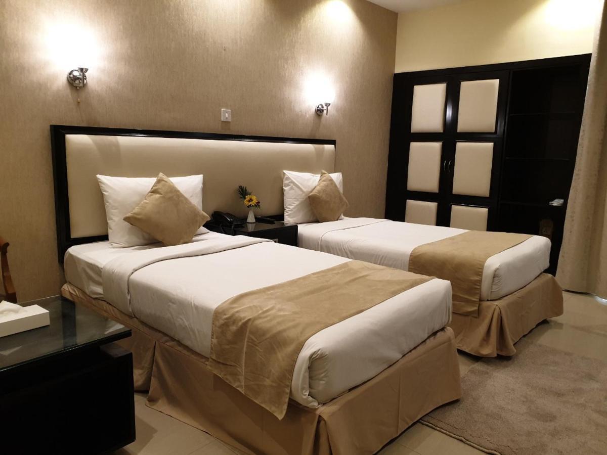 Palm Beach Hotel Dubai Eksteriør billede
