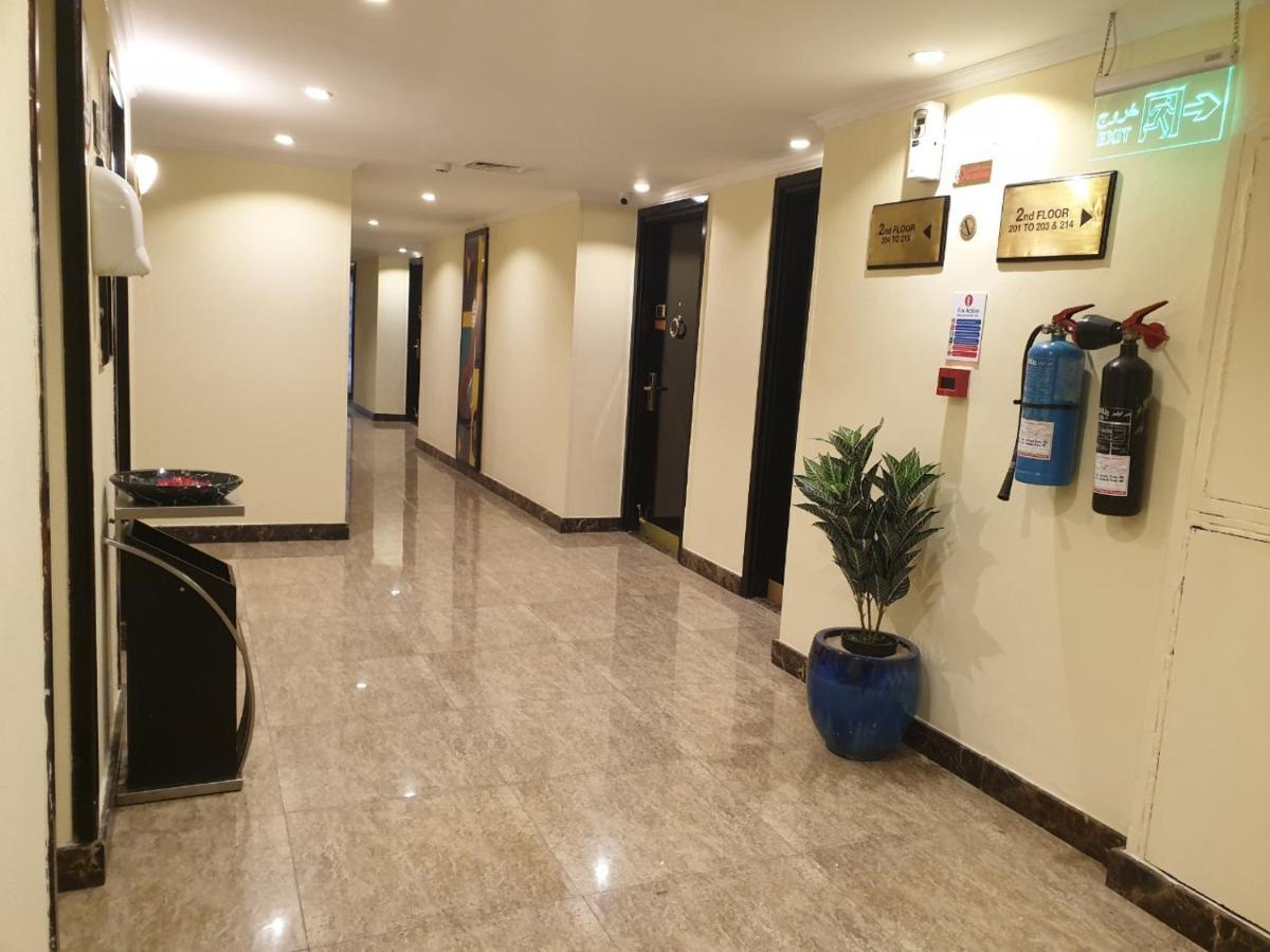 Palm Beach Hotel Dubai Eksteriør billede