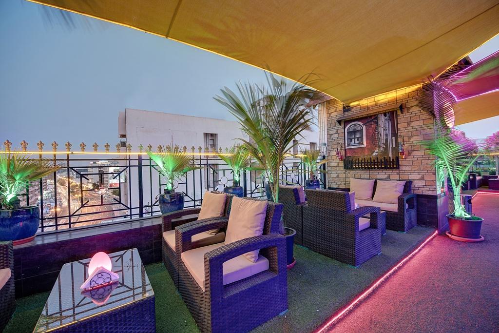 Palm Beach Hotel Dubai Eksteriør billede